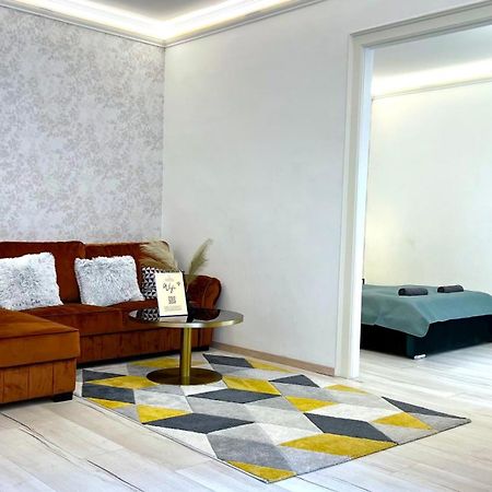 N24 Apartments By Small Home บูดาเปสต์ ภายนอก รูปภาพ