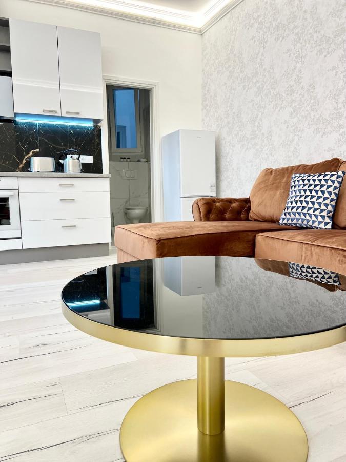 N24 Apartments By Small Home บูดาเปสต์ ภายนอก รูปภาพ