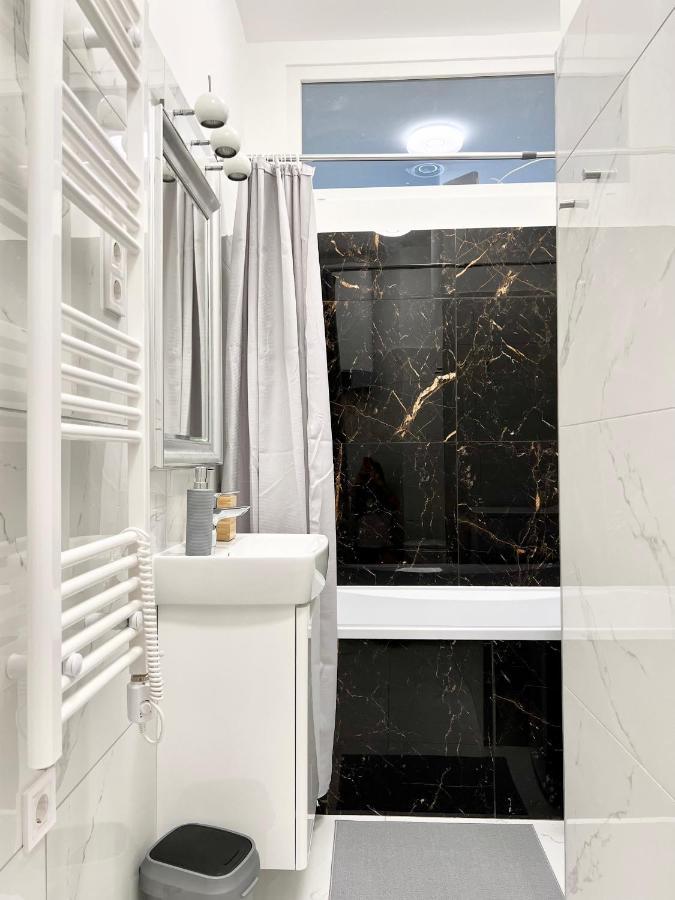 N24 Apartments By Small Home บูดาเปสต์ ภายนอก รูปภาพ