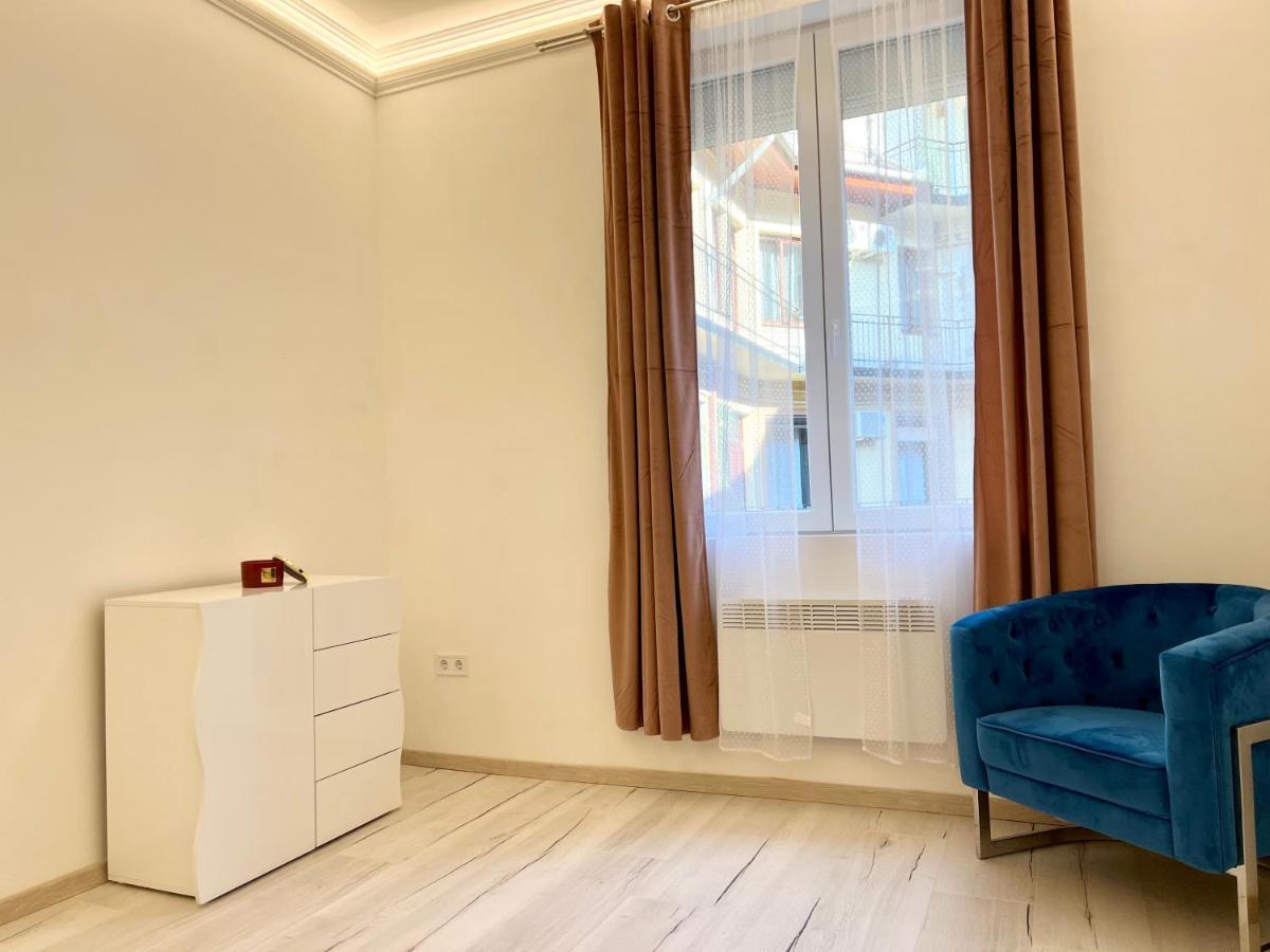 N24 Apartments By Small Home บูดาเปสต์ ภายนอก รูปภาพ