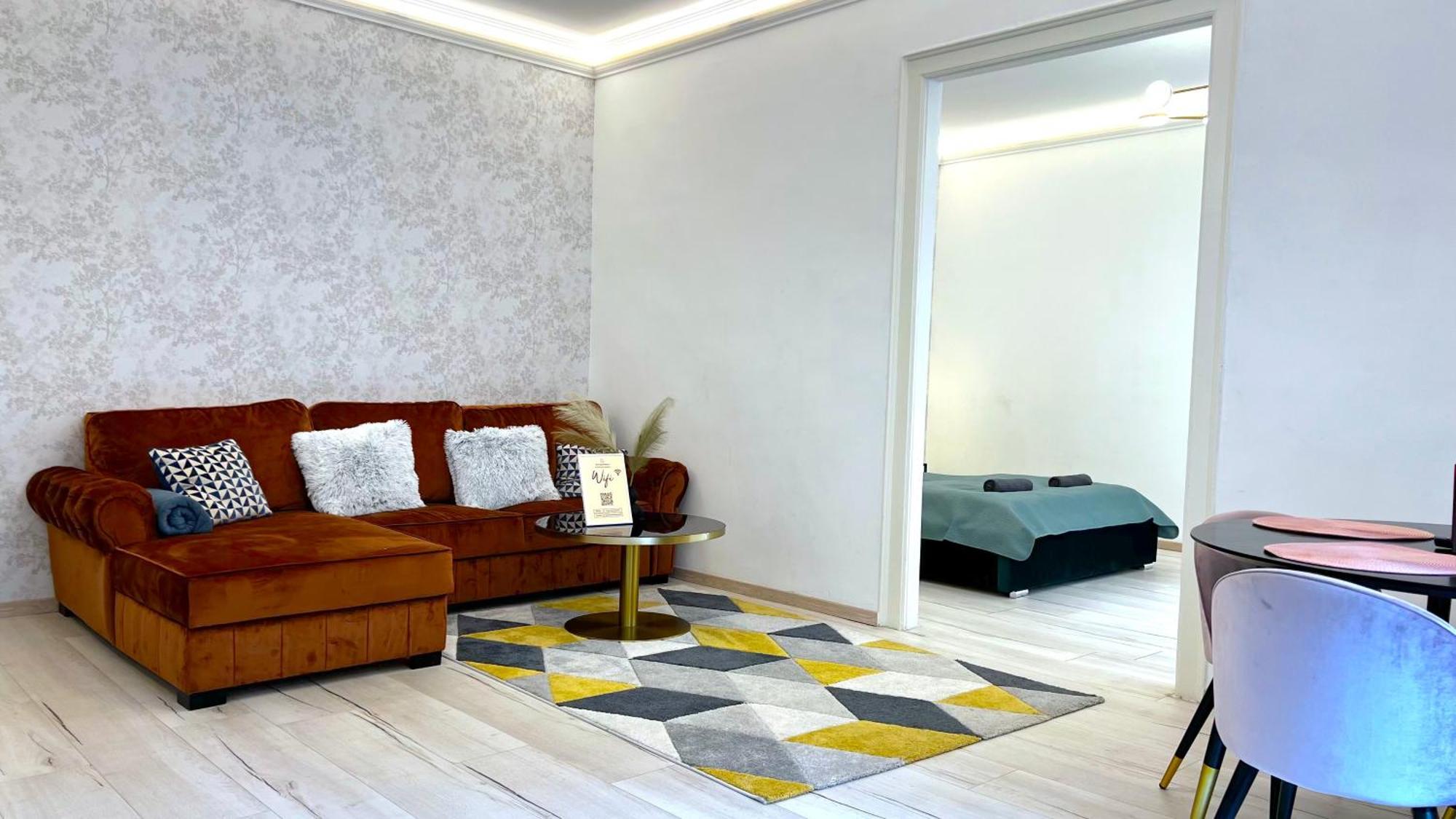 N24 Apartments By Small Home บูดาเปสต์ ภายนอก รูปภาพ